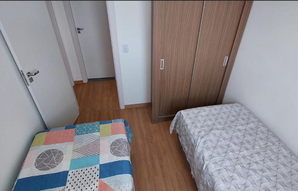 Aconchegante, Linda Vista E Com Garagem